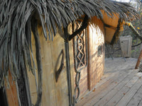 The Gunnéra hut. Pléhédel. Bretagne