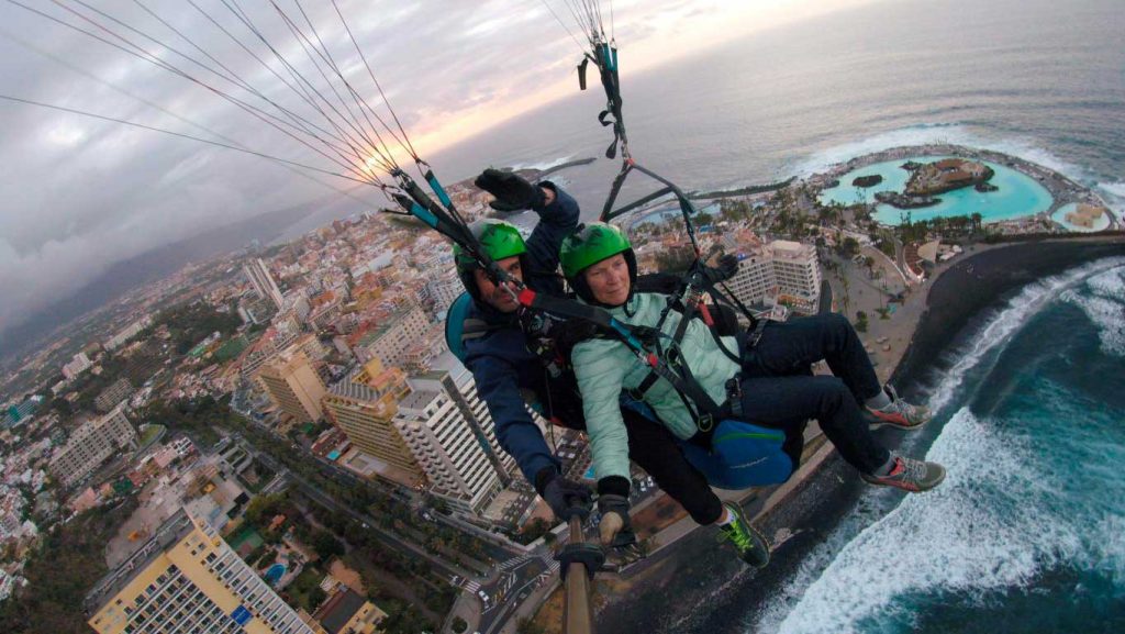 Let's Fly Paragliding in Tenerife.Basic Flight 800m