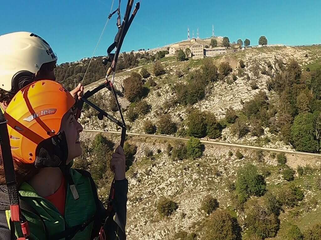 Paragliding in Navarra