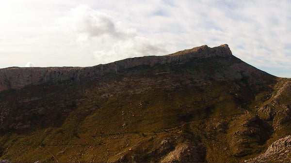 Hiking MASSANELLA Mallorca. Advanced level